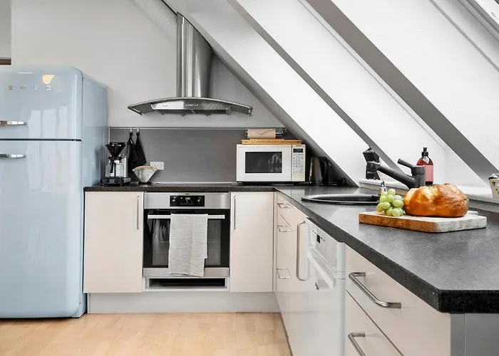 Three-bedroom In Karrebaksminde * Karrebæksminde
